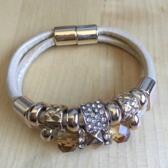 Bracelet - Picture 3 of 3